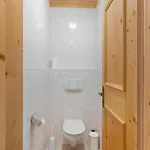 Close To Lifts Apartment